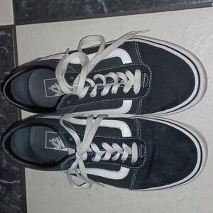 Vans Classic Black, men's sz 7, women's sz 8.5